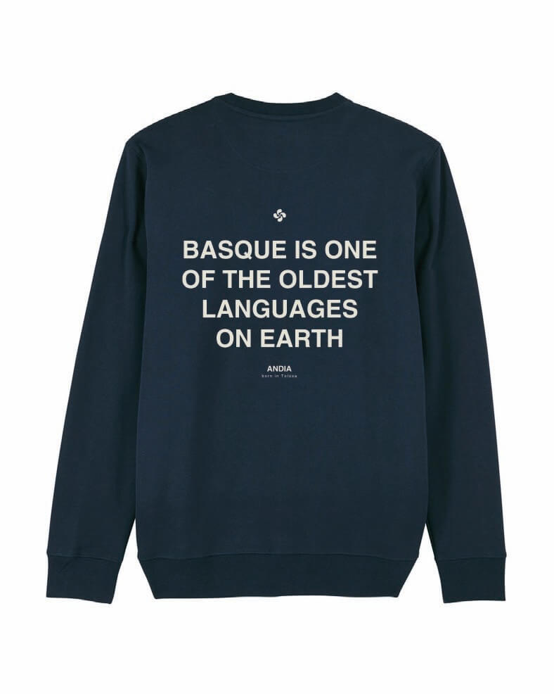 Basque Kamiseta Luzea