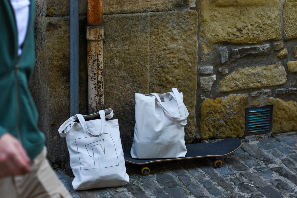 Atahuts Tote Bag